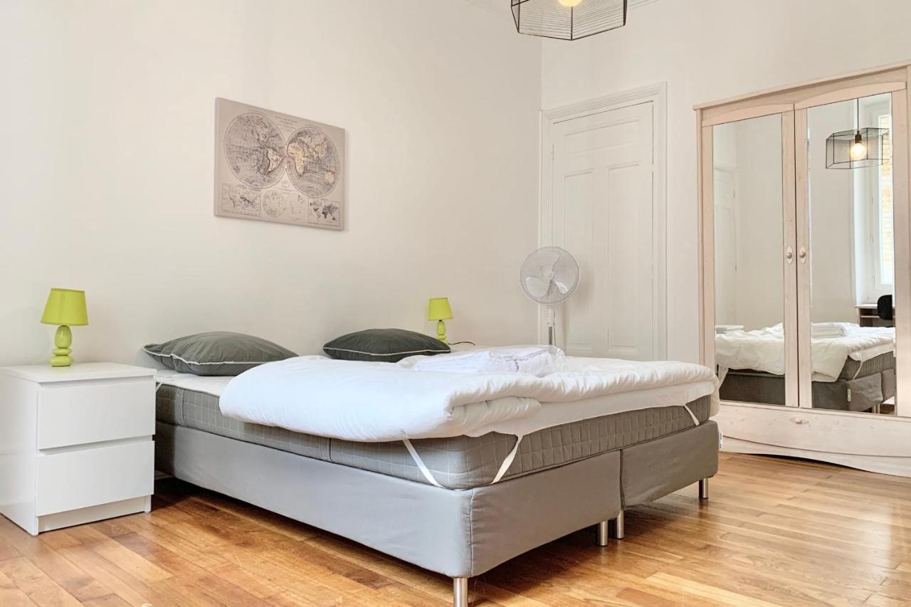 #j0 The Sweet Jaures Spacious T4 Centre Tramway Balcony Apartment Grenoble